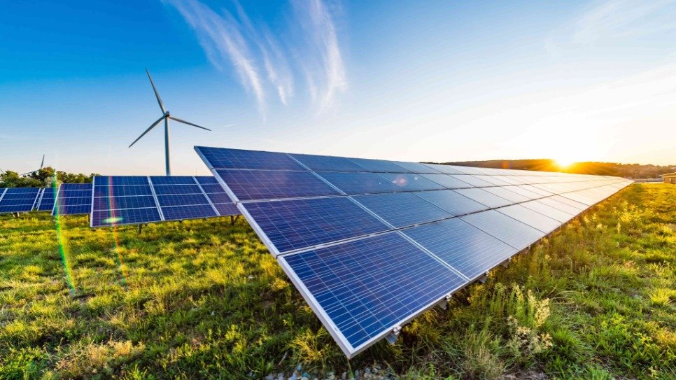 https://bertrandpiccard.com/articles/scaling-up-ambition-how-a-private-energy-company-is-embracing-new-technologies-to-hit-net-zero